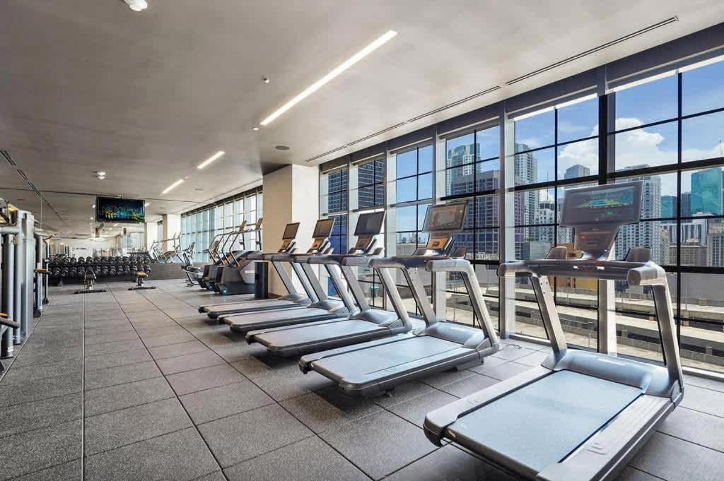 1br With Balcony With Gym & Pool Inn Miami