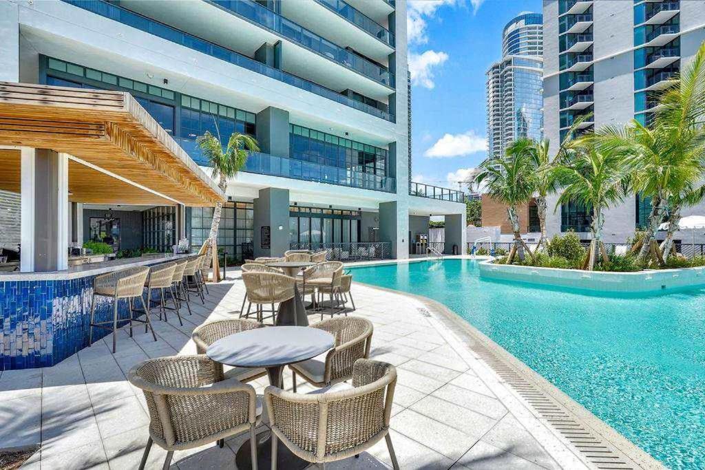 1br With Balcony With Gym & Pool Miami