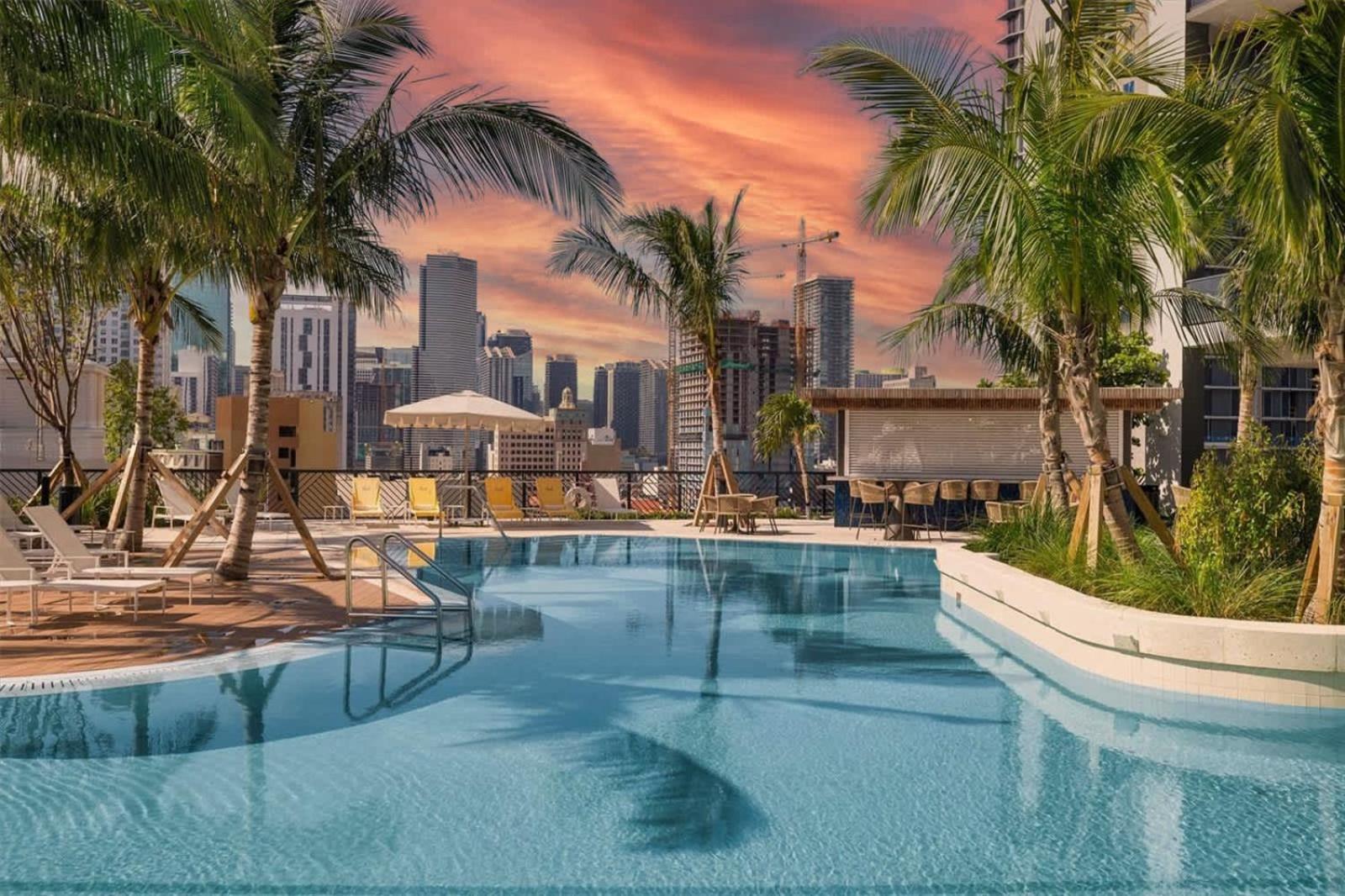 Inn 1br With Balcony With Gym & Pool *