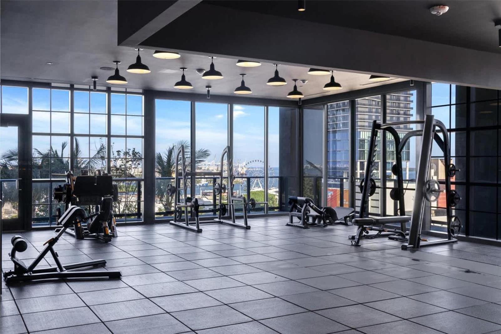 Inn 1br With Balcony With Gym & Pool