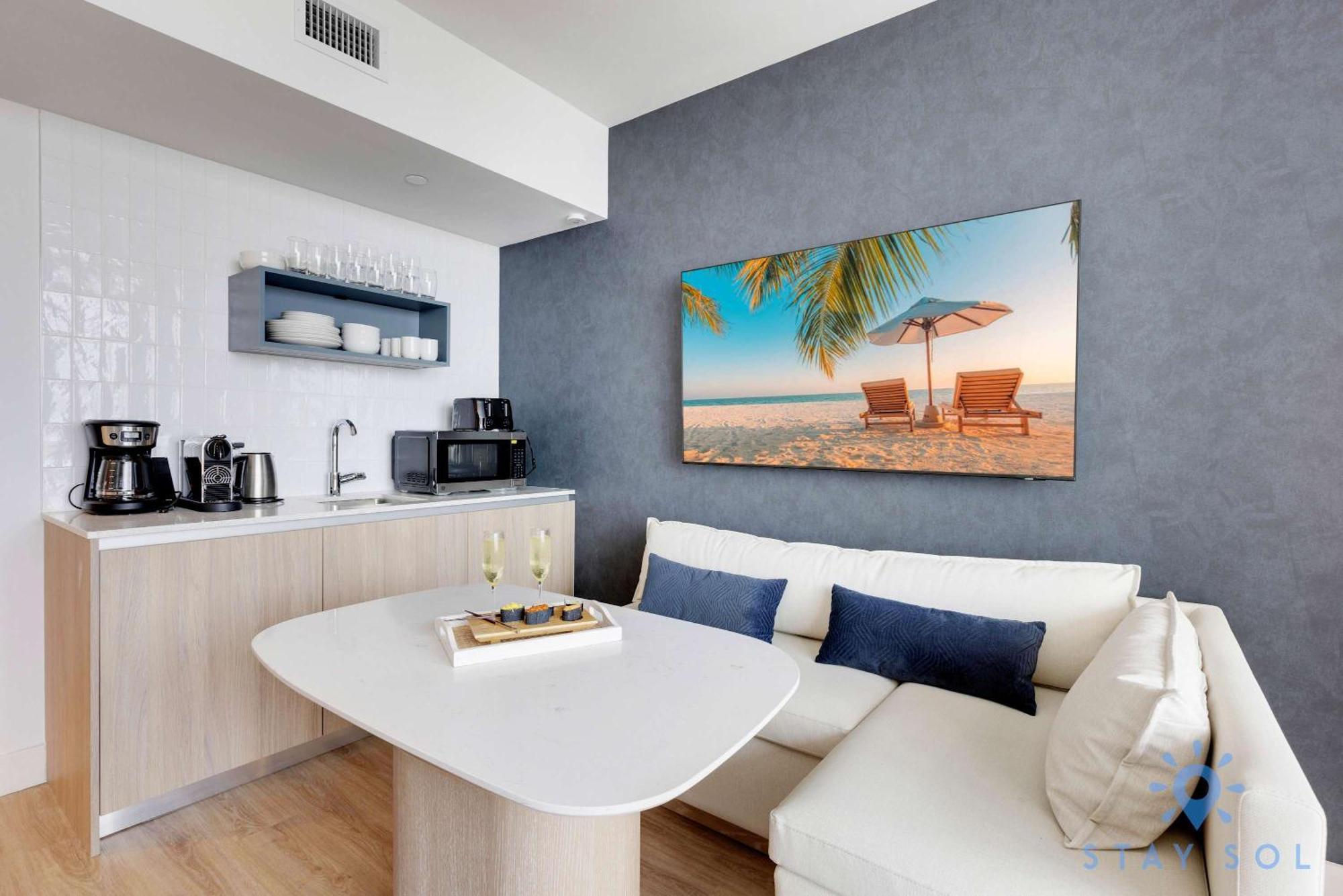 1br With Balcony With Gym & Pool Inn
