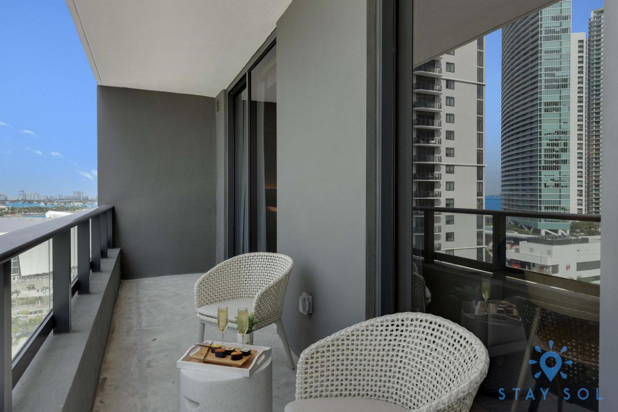 Inn 1br With Balcony With Gym & Pool Miami